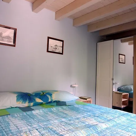 Apartment Casa Lua Carate Urio