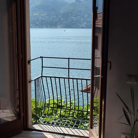 Casa Lua Carate Urio