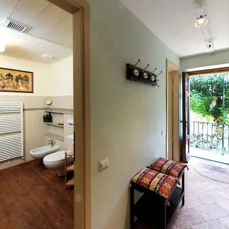 Apartment Casa Lua Carate Urio