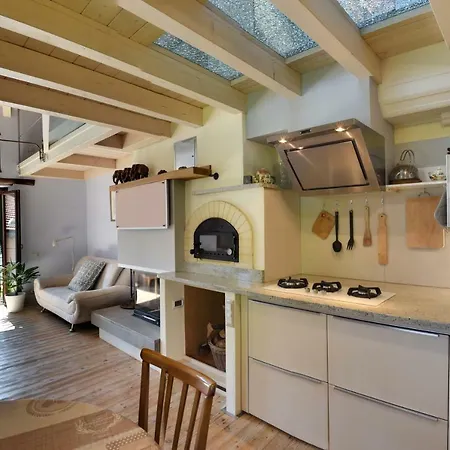 Apartment Casa Lua Carate Urio